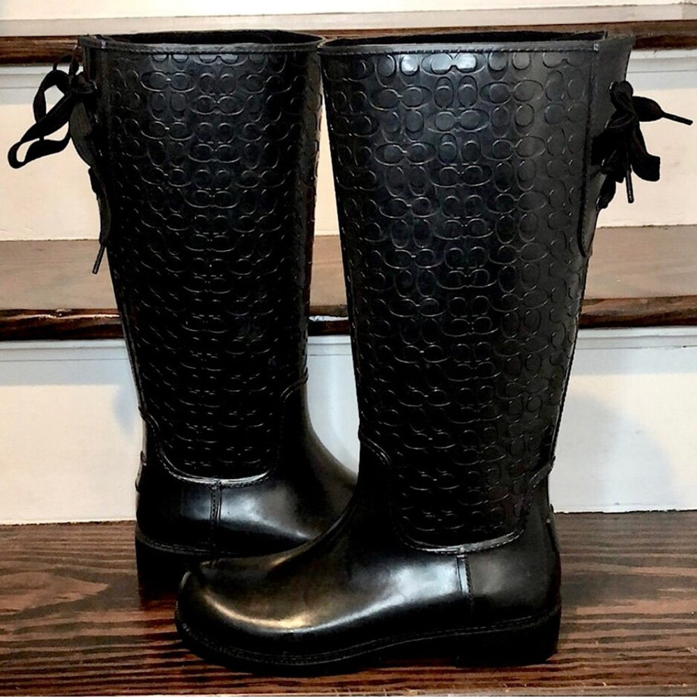 COACH Jacquard Signature C Laced Up Back Bow Heeled Black Rainboots Sz 9